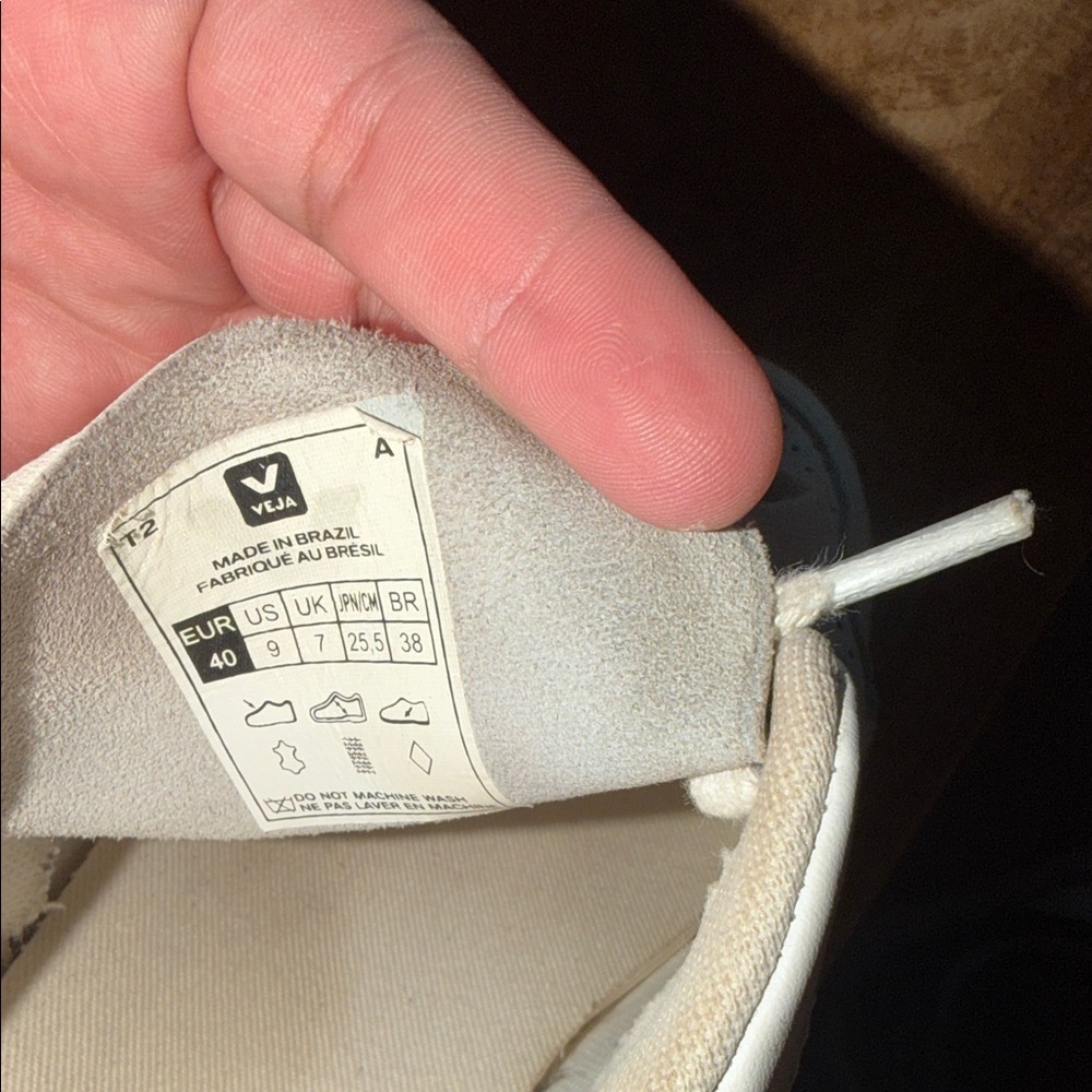 Veja White Sneakers with Tan Details - Picture 4 of 4